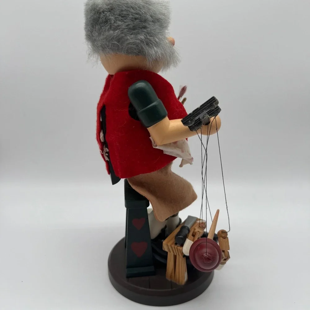 Zims Heirloom Collectibles Geppetto Pinocchio Puppet Maker Nutcracker 11